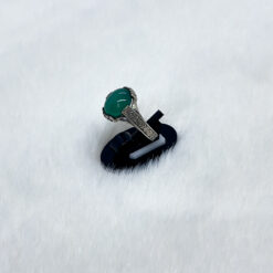 Alternative view of خاتم فضة عيار 925 بحجر العقيق الأخضر الفاتح مقاس 24