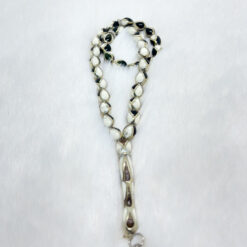 Alternative view of سبحة قفص معدن بحجر الأونيكس والعاج 33 حبة - 8 مم