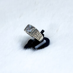 Alternative view of خاتم فضة عيار 925 بحجر الألماس الأمريكاني مقاس 16 - 17